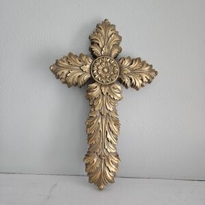 Vintage Home Interiors Sycroco Ornate Gold Toned Cross